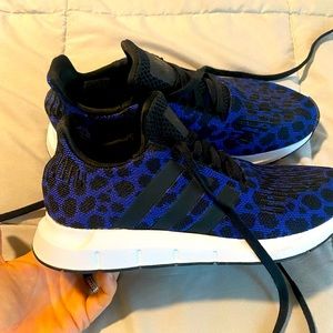 Adidas Run Swift size 7.5